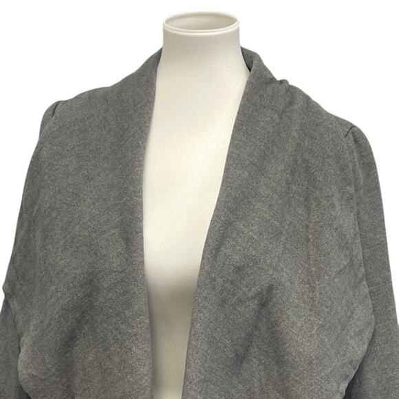 H&M Divided Womens Size 8 Wool Blend Fully Lined Belted Flowy Lapel Winter Coat - Picture 2 of 5